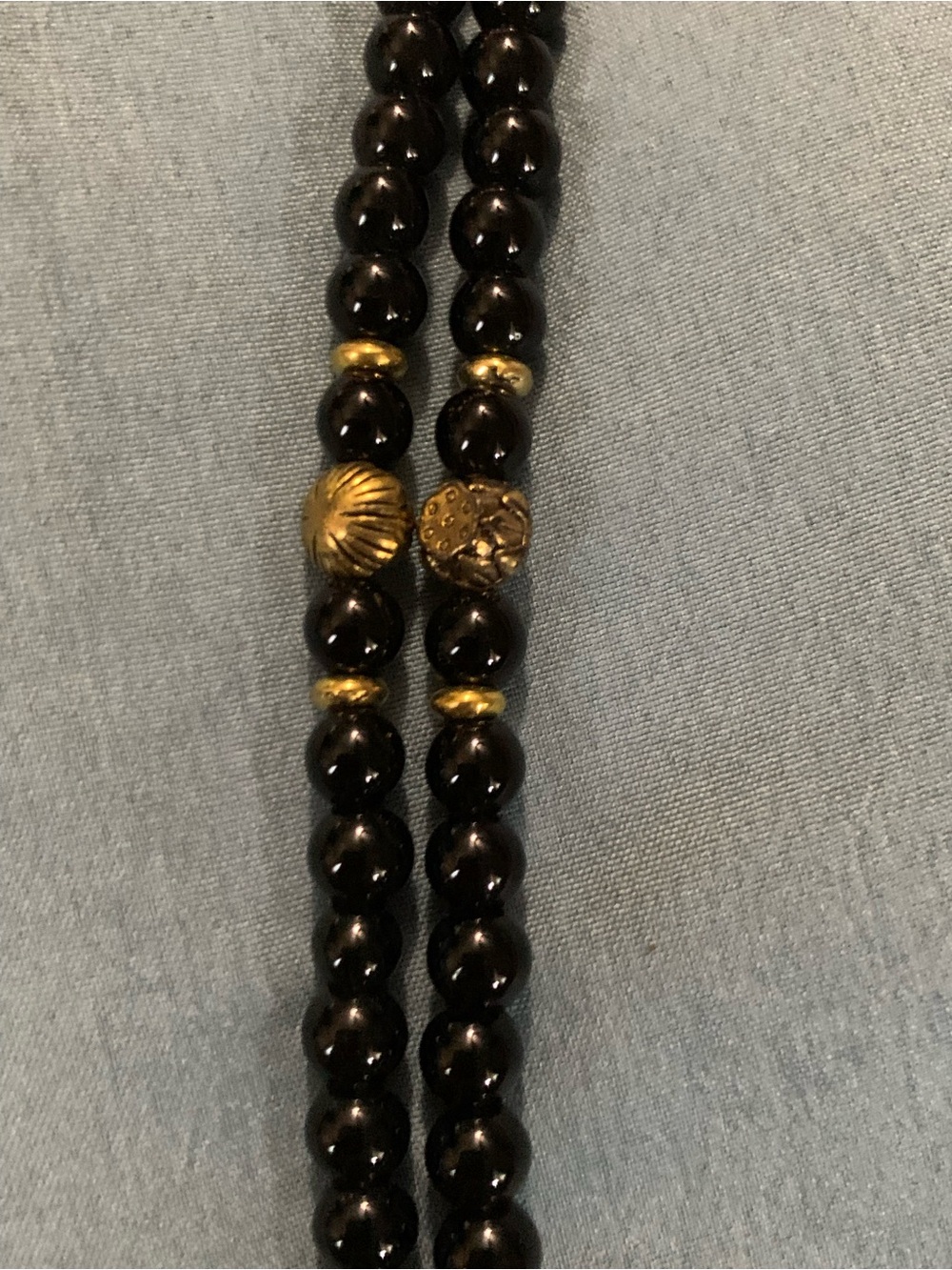 Black Beaded Amulet Necklace with Gold-Trimmed Pink Thai Phra Phrom Pendant - Picture 3 of 4